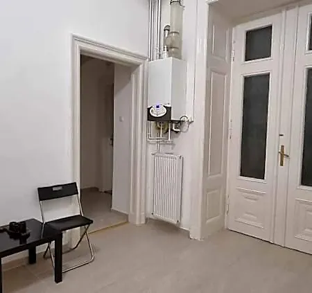 Hotel A & E Budapest